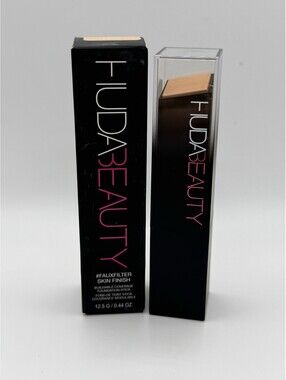 Huda Beauty SKIN FINISH Buildable Coverage Foundation Stick CHEESECAKE 250G